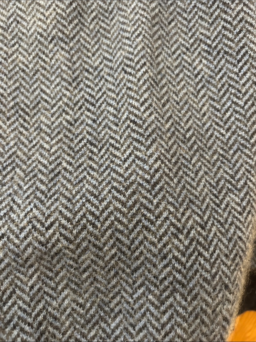 John Ashford Two-Tone Blue V-Neck cashmere Sweater image 4